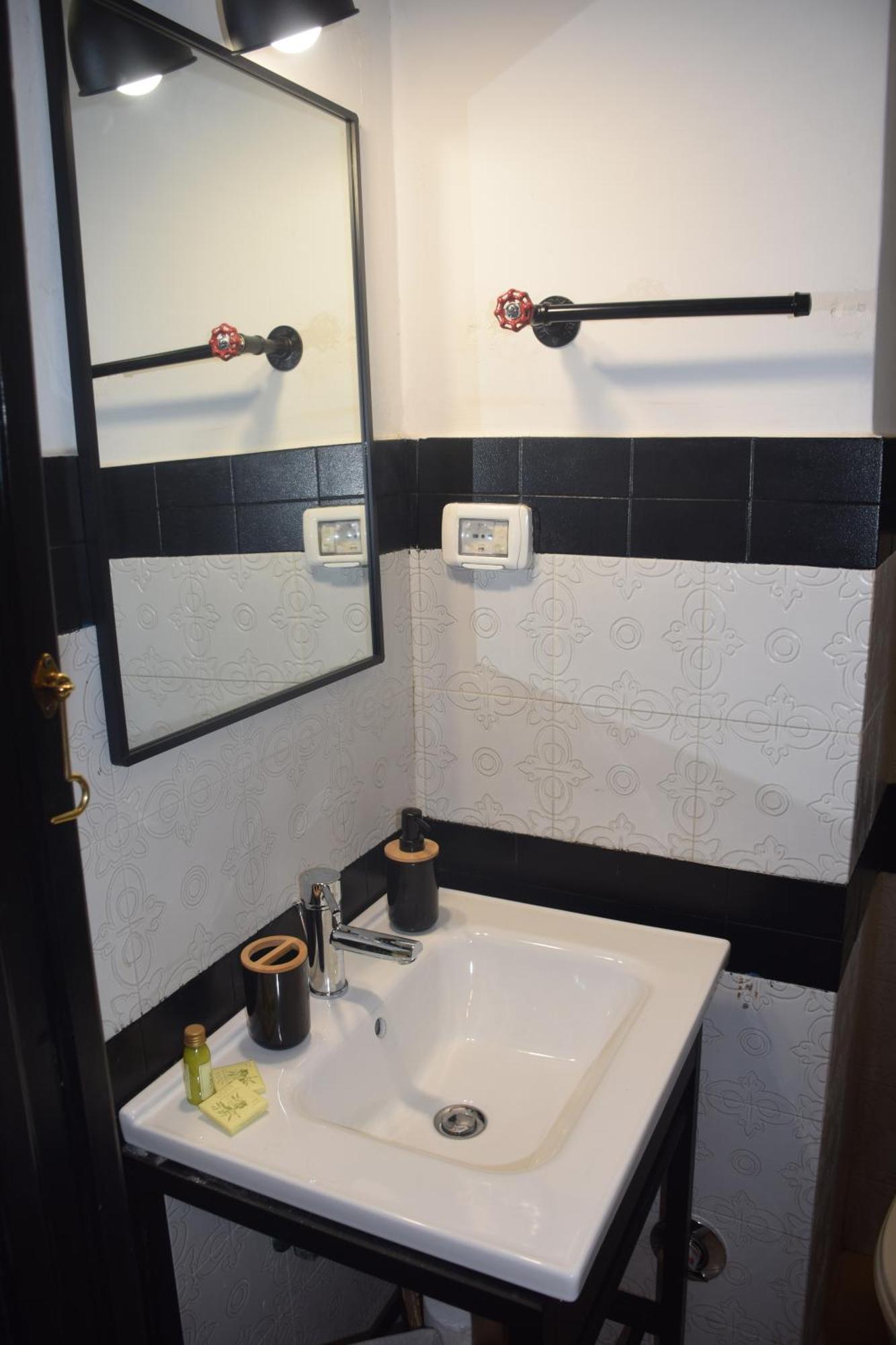 Apartment Domus Laura Rione Monti Rome